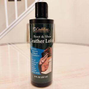 Cadillac Boot & Shoe Care Leather Lotion Protector for Vinyl, Reptile 8 oz USA